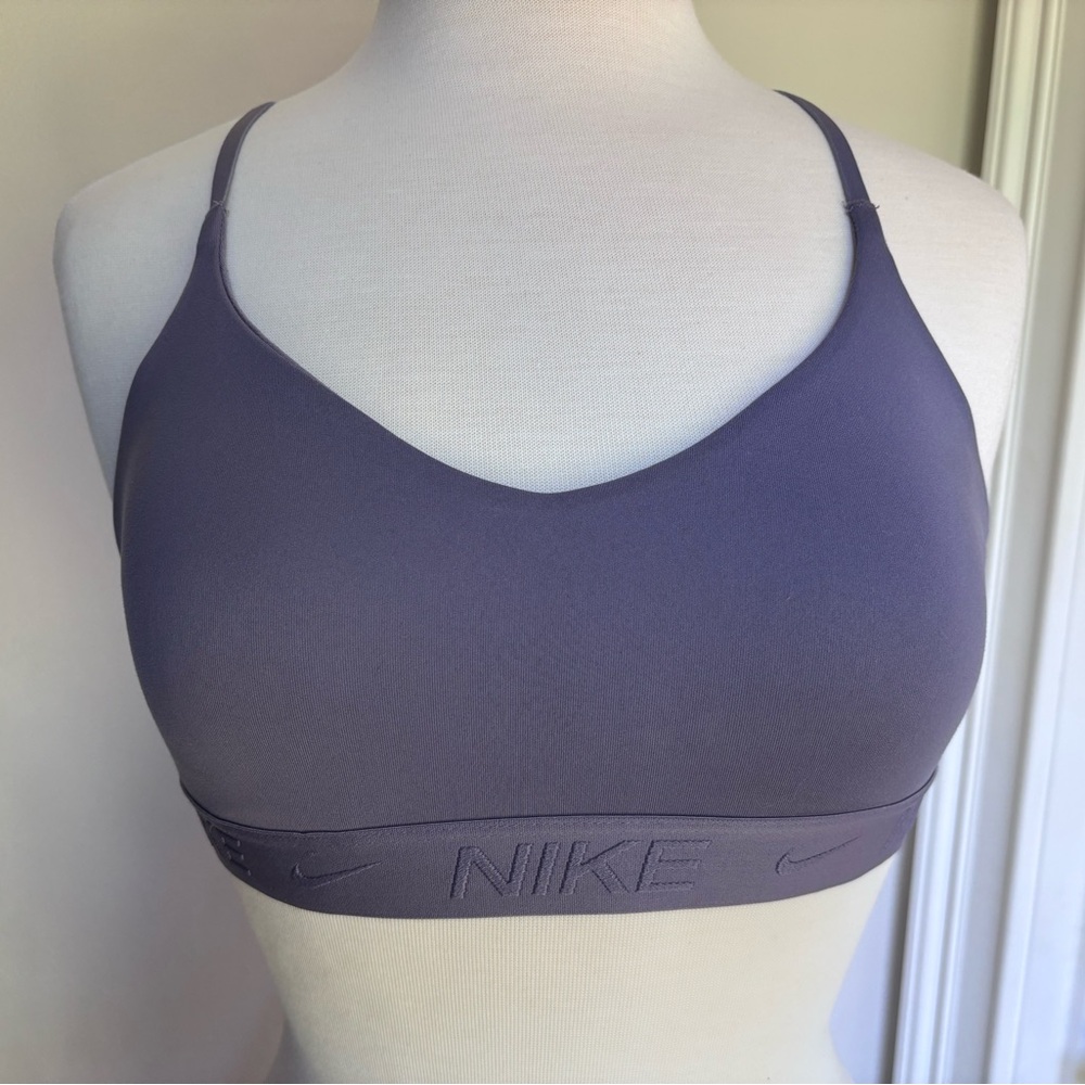Nike Indy Light-Support Sports Bra